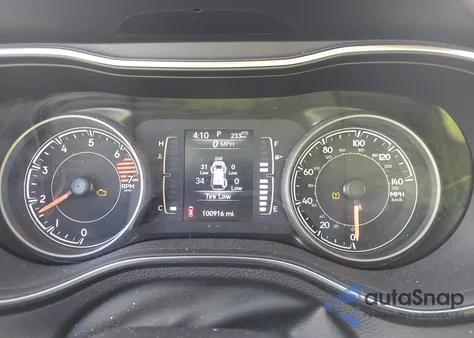 2020 Jeep Cherokee Latitude Fwd z USA, uszkodzony, nr VIN 1C4PJLCB4LD625931